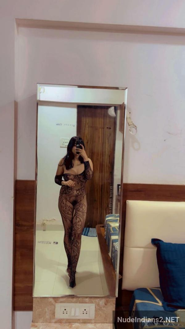 https://pub-5fcdf72a54cd4edbb03ec3edaa415a42.r2.dev/nakedleaks/friend_sister_shivani_exposes_body_in_discreet_selfies/34.jpg