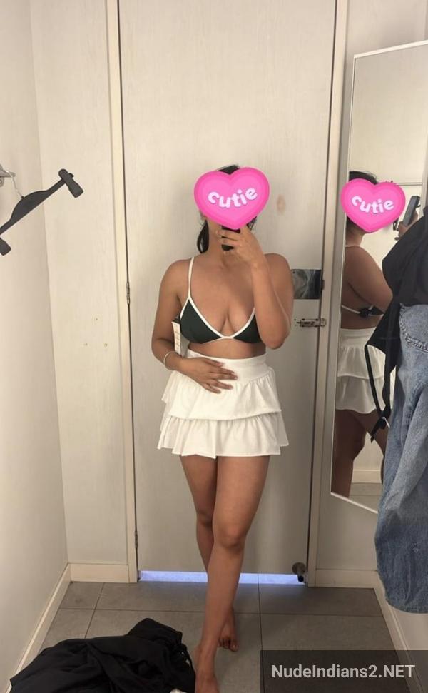 https://pub-5fcdf72a54cd4edbb03ec3edaa415a42.r2.dev/nakedleaks/friend_sister_shivani_exposes_body_in_discreet_selfies/39.jpg