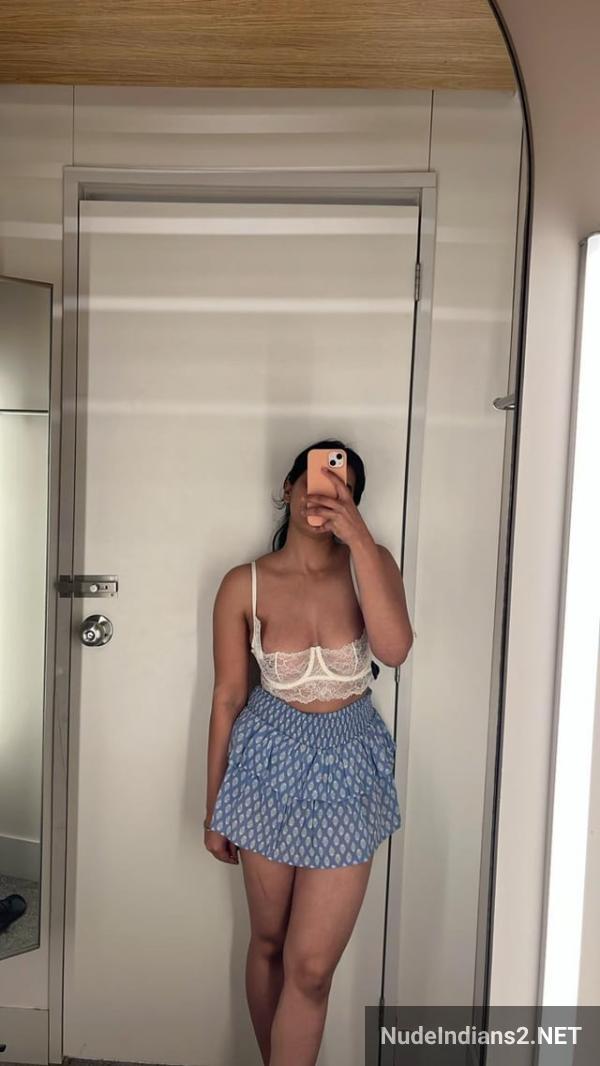 https://pub-5fcdf72a54cd4edbb03ec3edaa415a42.r2.dev/nakedleaks/friend_sister_shivani_exposes_body_in_discreet_selfies/50.jpg