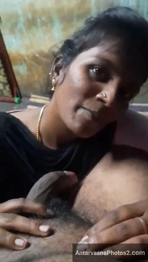 Gallery of Desi Bhabhi Sucking Poor Man's Photos