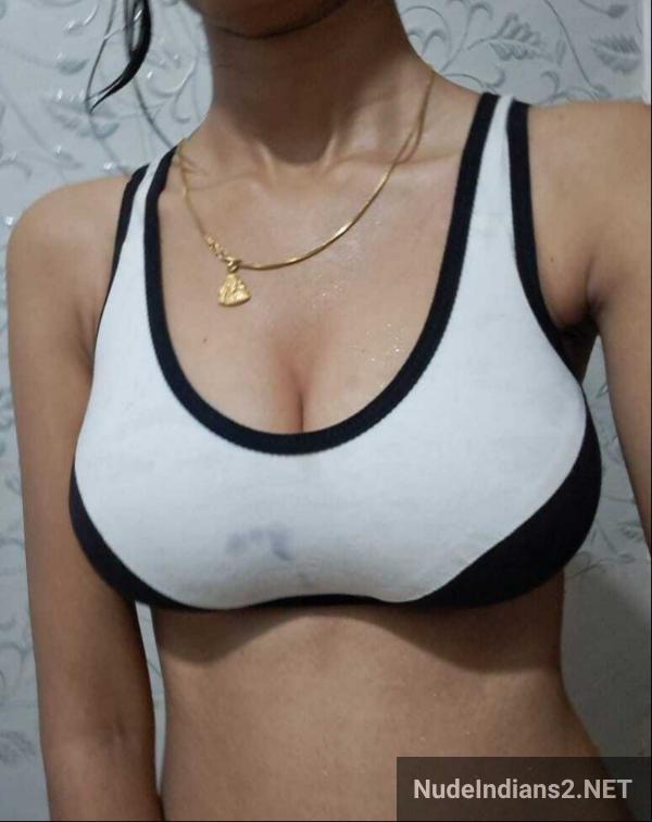 https://pub-5fcdf72a54cd4edbb03ec3edaa415a42.r2.dev/nakedleaks/gorgeous_anushka_from_tamil_nadu_poses_for_stunning_busty_selfies/12.jpg