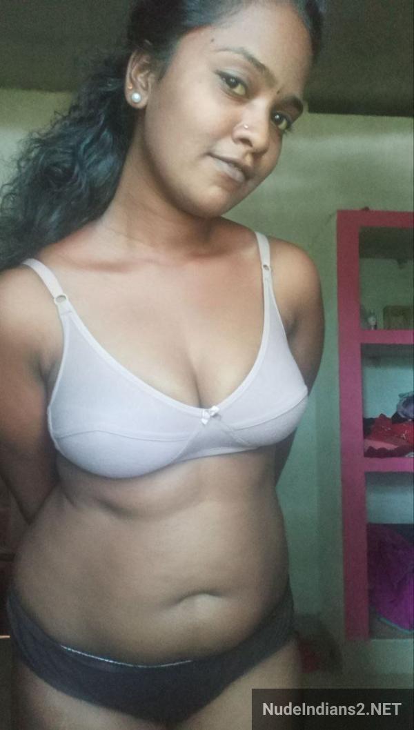 https://pub-5fcdf72a54cd4edbb03ec3edaa415a42.r2.dev/nakedleaks/gorgeous_south_indian_kavya_iyer's_sensual_images_with_partner/3.jpg