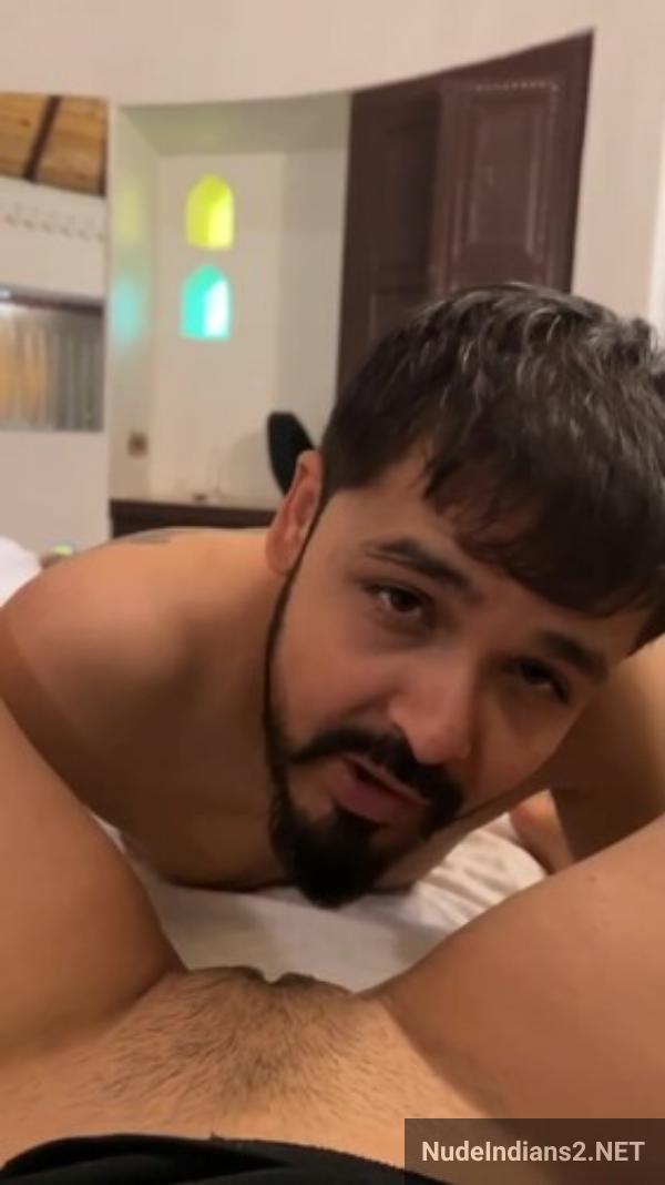 https://pub-5fcdf72a54cd4edbb03ec3edaa415a42.r2.dev/nakedleaks/gujarati_girlfriend_isha_modi's_sensual_display_and_intimate_photos_at_a_hotel/1.jpg