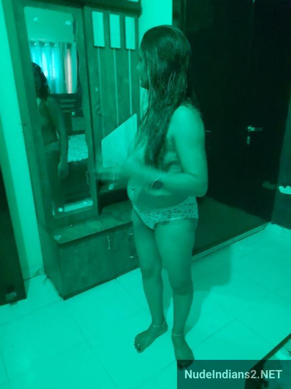 https://pub-5fcdf72a54cd4edbb03ec3edaa415a42.r2.dev/nakedleaks/gujarati_karishma_bhabhi's_sensual_display_with_boyfriend_at_oyo/4.jpg