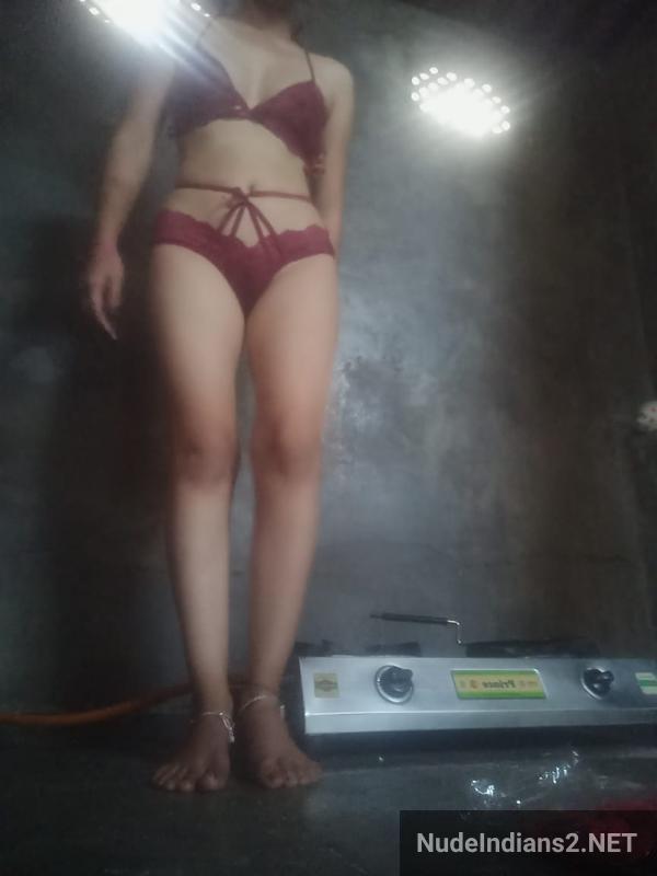 https://pub-5fcdf72a54cd4edbb03ec3edaa415a42.r2.dev/nakedleaks/gulabo_from_himachal:_intimate_selfies_and_erotic_images_with_partner/9.jpg
