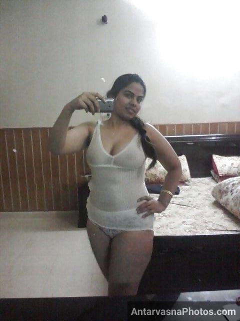 https://pub-5fcdf72a54cd4edbb03ec3edaa415a42.r2.dev/nakedleaks/gym_instructor_turns_into_a_seductive_jalandhar_wife_–_revealing_photos/5.jpg