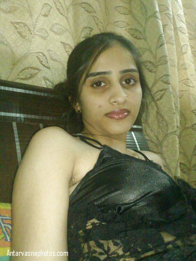 https://pub-5fcdf72a54cd4edbb03ec3edaa415a42.r2.dev/nakedleaks/hot_babe_revealing_desi_boobs_in_photos/2.jpg