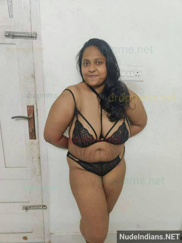 https://pub-5fcdf72a54cd4edbb03ec3edaa415a42.r2.dev/nakedleaks/hyderabad_aunt_ramya's_busty_display_to_seduce_partner/0.jpg