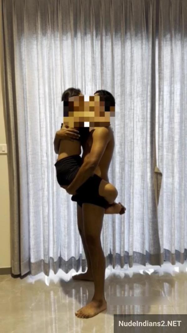 https://pub-5fcdf72a54cd4edbb03ec3edaa415a42.r2.dev/nakedleaks/hyderabad_telugu_wife_kavya_shetty_intimate_photos_with_cuckold_lover/54.jpg