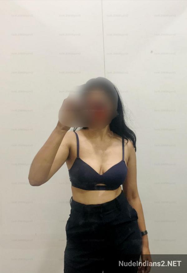 https://pub-5fcdf72a54cd4edbb03ec3edaa415a42.r2.dev/nakedleaks/hyderabad_telugu_wife_kavya_shetty_intimate_photos_with_cuckold_lover/6.jpg