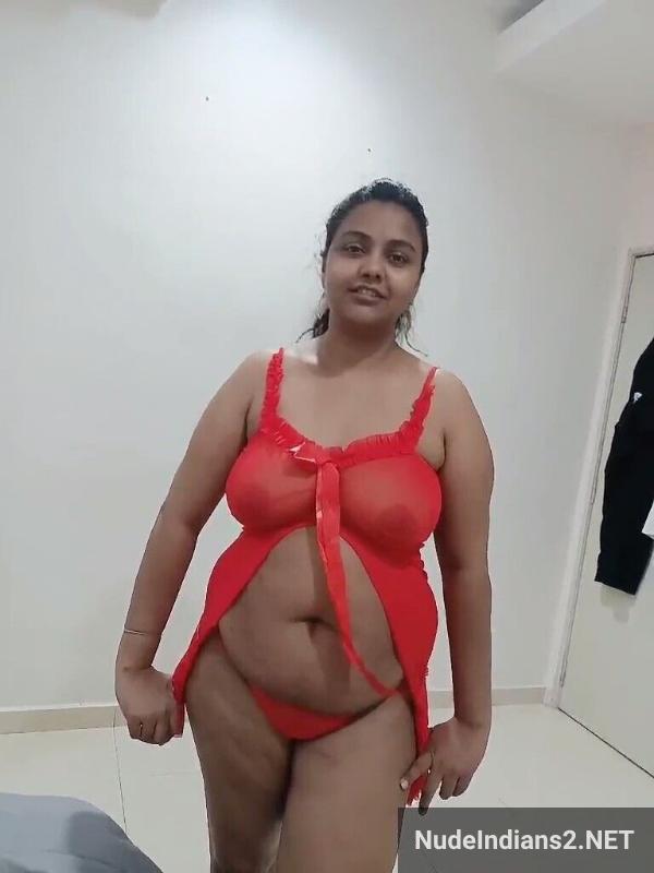 https://pub-5fcdf72a54cd4edbb03ec3edaa415a42.r2.dev/nakedleaks/hyderabad_telugu_woman_revathi_sends_revealing_photos_to_lover_at_work/2.jpg
