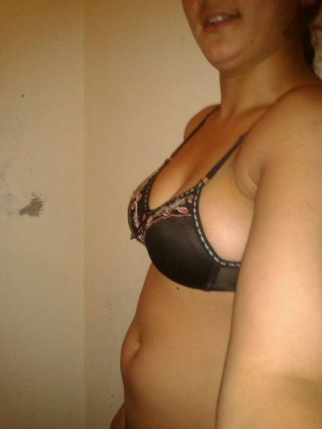 https://pub-5fcdf72a54cd4edbb03ec3edaa415a42.r2.dev/nakedleaks/images_of_naked_indian_teens'_virgin_private_parts/22.jpg