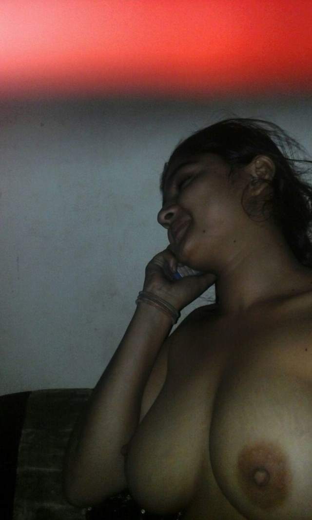 https://pub-5fcdf72a54cd4edbb03ec3edaa415a42.r2.dev/nakedleaks/images_of_naked_indian_teens'_virgin_private_parts/24.jpg