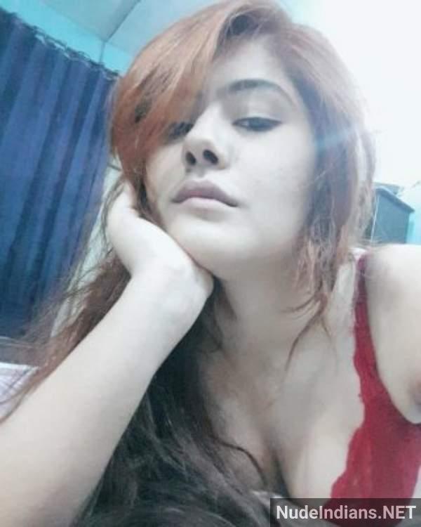 https://pub-5fcdf72a54cd4edbb03ec3edaa415a42.r2.dev/nakedleaks/indian_aunties_flaunting_nude_big_breasts_selfies/70.jpg
