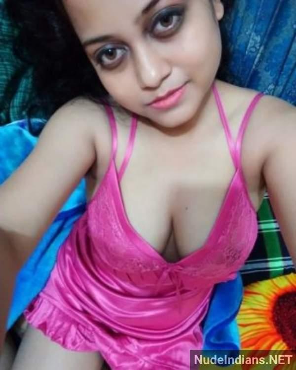 https://pub-5fcdf72a54cd4edbb03ec3edaa415a42.r2.dev/nakedleaks/indian_aunties_flaunting_nude_big_breasts_selfies/86.jpg