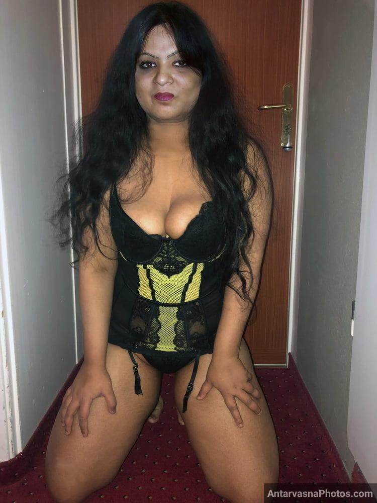 https://pub-5fcdf72a54cd4edbb03ec3edaa415a42.r2.dev/nakedleaks/indian_bhabhi_nude_pictures_collection_(64_high_quality_images)/0.jpg