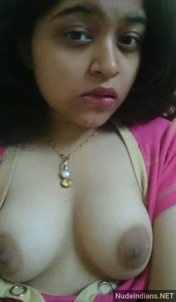 https://pub-5fcdf72a54cd4edbb03ec3edaa415a42.r2.dev/nakedleaks/indian_college_girl's_naked_photo_collection_self-portraits/12.jpg