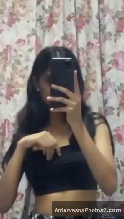 https://pub-5fcdf72a54cd4edbb03ec3edaa415a42.r2.dev/nakedleaks/indian_college_girl's_nude_boob_photos/0.jpg
