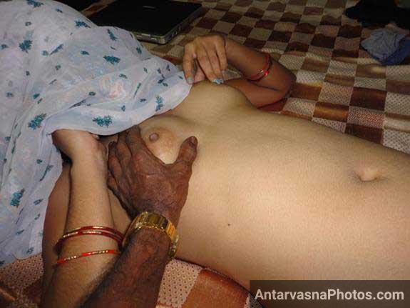 https://pub-5fcdf72a54cd4edbb03ec3edaa415a42.r2.dev/nakedleaks/indian_college_girl_experiences_hot_desires/0.jpg