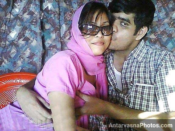 https://pub-5fcdf72a54cd4edbb03ec3edaa415a42.r2.dev/nakedleaks/indian_couple_engage_in_live_sexual_activity-pictures/0.jpg