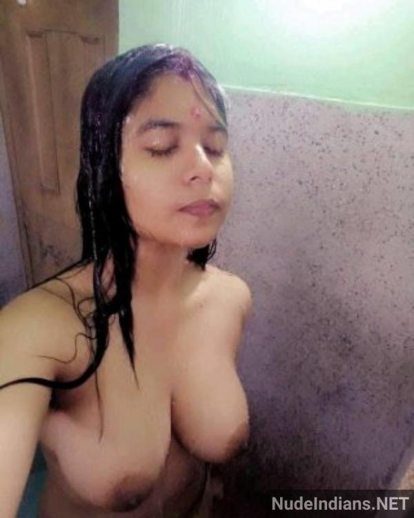 https://pub-5fcdf72a54cd4edbb03ec3edaa415a42.r2.dev/nakedleaks/indian_desi_bhabhi_exposed_in_intimate_photos/4.jpg