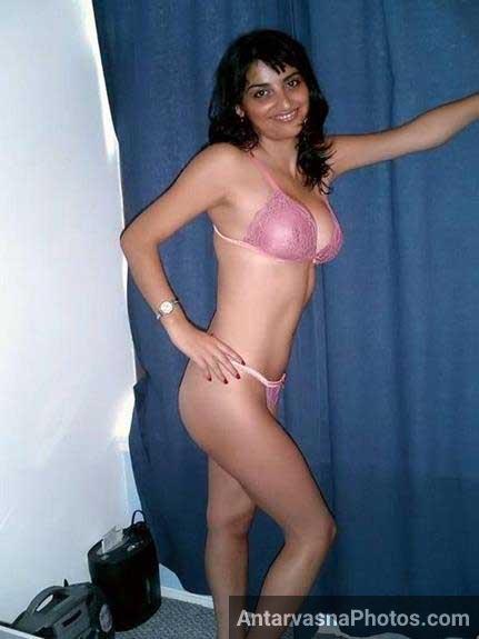 https://pub-5fcdf72a54cd4edbb03ec3edaa415a42.r2.dev/nakedleaks/indian_girl's_sensual_images_in_lingerie/1.jpg