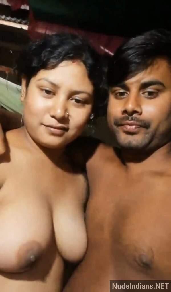 https://pub-5fcdf72a54cd4edbb03ec3edaa415a42.r2.dev/nakedleaks/indian_girlfriends_inadvertently_exposed_in_intimate_photos/20.jpg