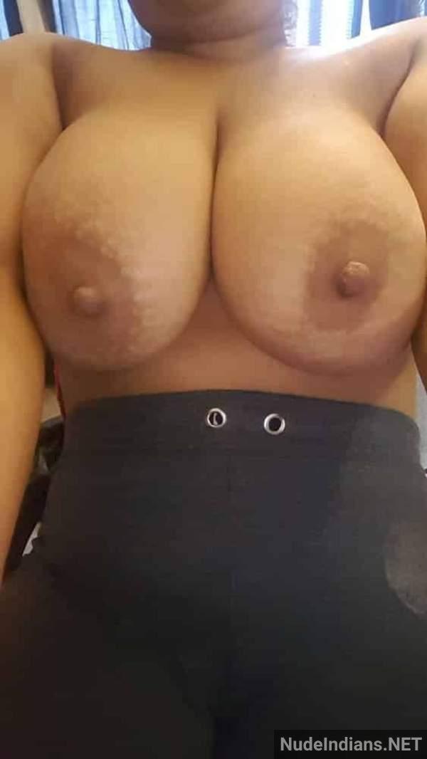 https://pub-5fcdf72a54cd4edbb03ec3edaa415a42.r2.dev/nakedleaks/indian_girls_nude_photos:_busty_figures_in_sexy_selfies/12.jpg