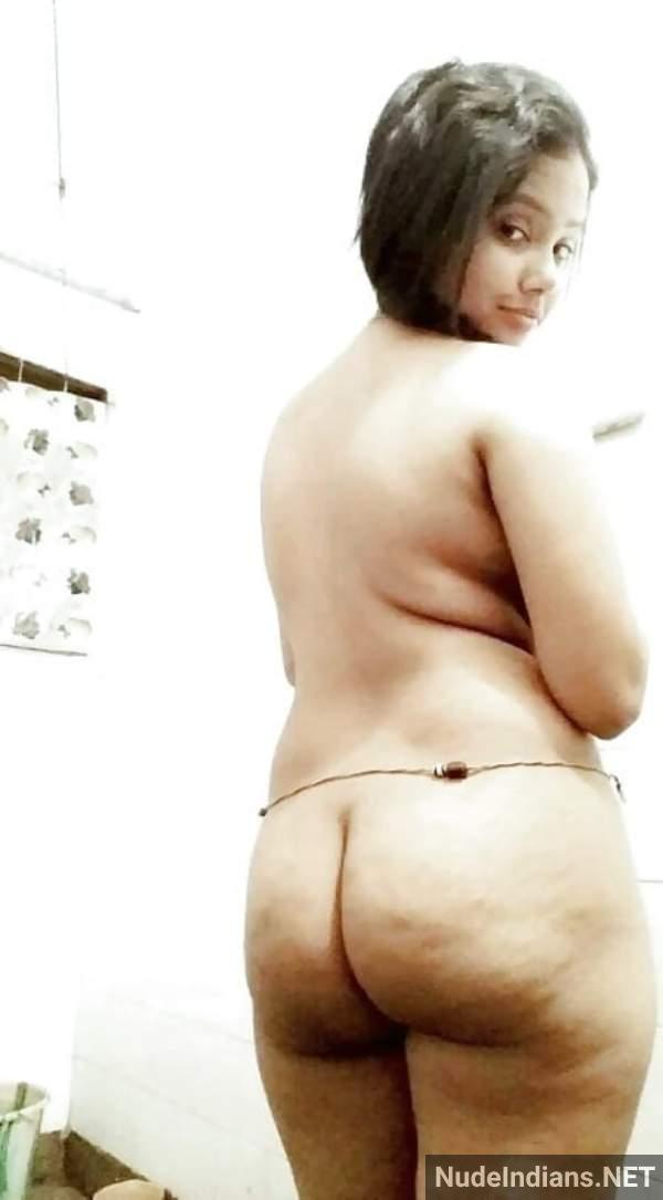 https://pub-5fcdf72a54cd4edbb03ec3edaa415a42.r2.dev/nakedleaks/indian_girls_showing_off_in_hot_boob_selfies/11.jpg