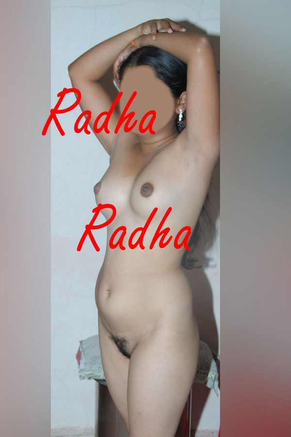 https://pub-5fcdf72a54cd4edbb03ec3edaa415a42.r2.dev/nakedleaks/indian_mallu_bhabhi_flaunting_her_chest_and_private_parts/4.jpg
