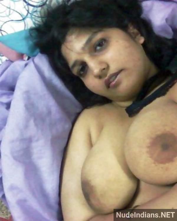 https://pub-5fcdf72a54cd4edbb03ec3edaa415a42.r2.dev/nakedleaks/indian_mature_aunty's_nude_big_breast_images/43.jpg