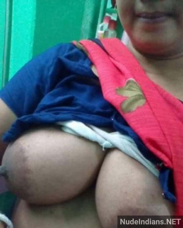 https://pub-5fcdf72a54cd4edbb03ec3edaa415a42.r2.dev/nakedleaks/indian_mature_aunty's_nude_big_breast_images/48.jpg