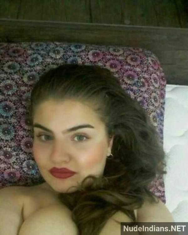 https://pub-5fcdf72a54cd4edbb03ec3edaa415a42.r2.dev/nakedleaks/indian_mature_aunty's_nude_big_breast_images/56.jpg
