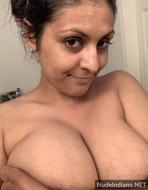 https://pub-5fcdf72a54cd4edbb03ec3edaa415a42.r2.dev/nakedleaks/indian_mature_moms_and_milfs_erotica_collection/46.jpg