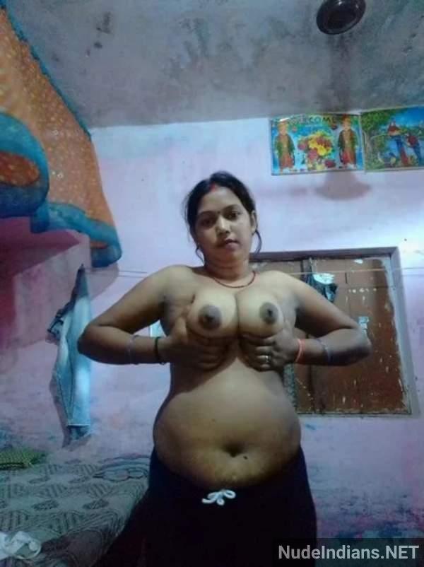 https://pub-5fcdf72a54cd4edbb03ec3edaa415a42.r2.dev/nakedleaks/indian_mature_moms_and_milfs_erotica_collection/51.jpg