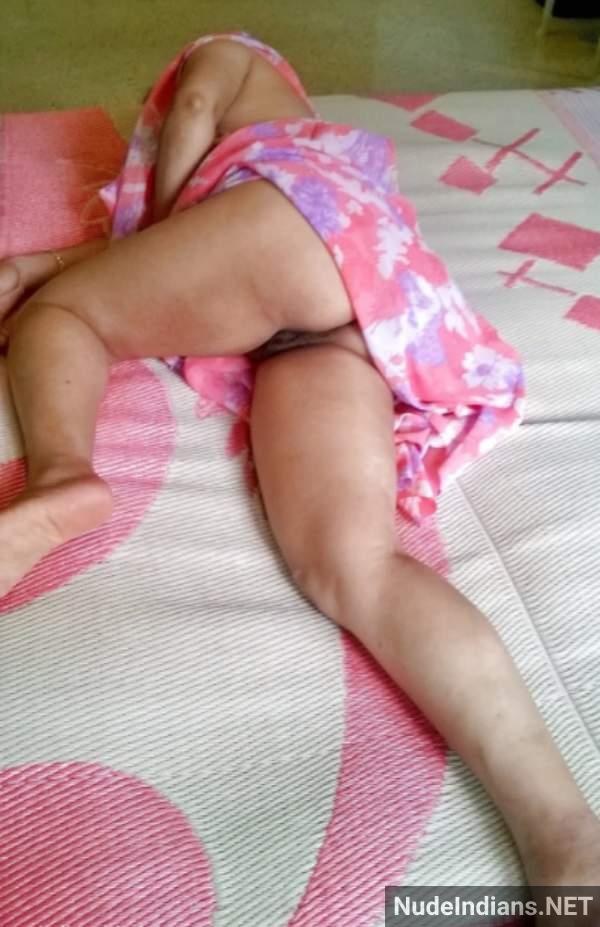 https://pub-5fcdf72a54cd4edbb03ec3edaa415a42.r2.dev/nakedleaks/indian_mature_moms_and_milfs_erotica_collection/78.jpg