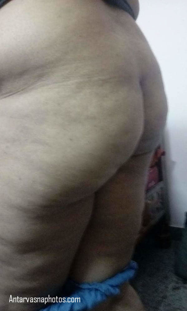 https://pub-5fcdf72a54cd4edbb03ec3edaa415a42.r2.dev/nakedleaks/indian_milf's_thirsty_desires_revealed_in_nude_pictures/5.jpg