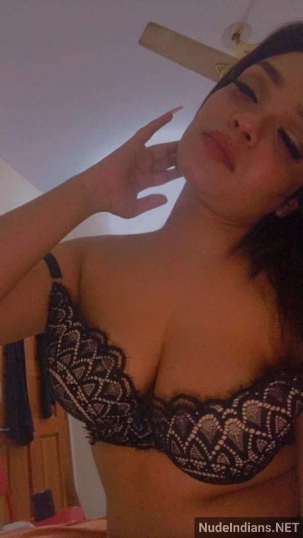 https://pub-5fcdf72a54cd4edbb03ec3edaa415a42.r2.dev/nakedleaks/indian_models_nude_photo_collection/30.jpg