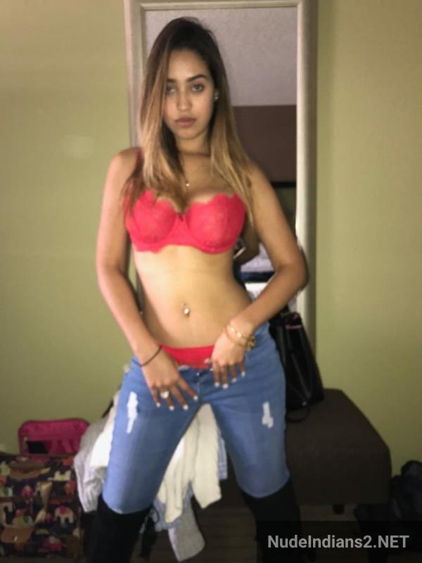 https://pub-5fcdf72a54cd4edbb03ec3edaa415a42.r2.dev/nakedleaks/indian_nri_akansha's_provocative_selfies_in_lingerie/16.jpg