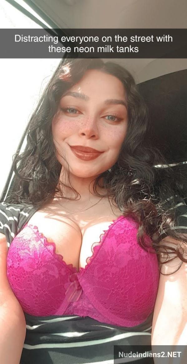 https://pub-5fcdf72a54cd4edbb03ec3edaa415a42.r2.dev/nakedleaks/indian_nri_muslim_maryam_basir_flaunts_anime-like_curves/41.jpg