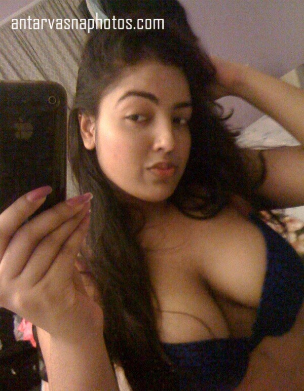 https://pub-5fcdf72a54cd4edbb03ec3edaa415a42.r2.dev/nakedleaks/indian_photos_of_gorgeous_beauty_with_large_breasts/2.jpg