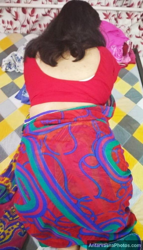 https://pub-5fcdf72a54cd4edbb03ec3edaa415a42.r2.dev/nakedleaks/indian_teacher_bhabhi_revealing_big_assets_in_sexy_photos/5.jpg