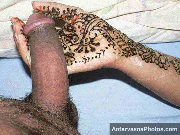 https://pub-5fcdf72a54cd4edbb03ec3edaa415a42.r2.dev/nakedleaks/indian_wedding_night_photos_of_husband_and_wife/0.jpg