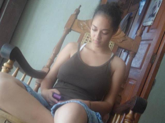 https://pub-5fcdf72a54cd4edbb03ec3edaa415a42.r2.dev/nakedleaks/indian_woman_twinkle's_private_photo_leak/5.jpg