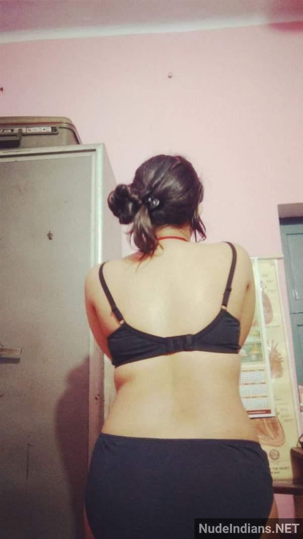 https://pub-5fcdf72a54cd4edbb03ec3edaa415a42.r2.dev/nakedleaks/indian_women_displaying_their_busty_figures_in_lingerie_selfies/32.jpg
