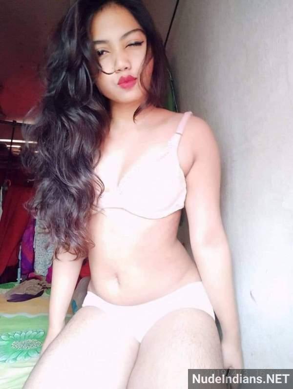 https://pub-5fcdf72a54cd4edbb03ec3edaa415a42.r2.dev/nakedleaks/indian_women_displaying_their_busty_figures_in_lingerie_selfies/34.jpg
