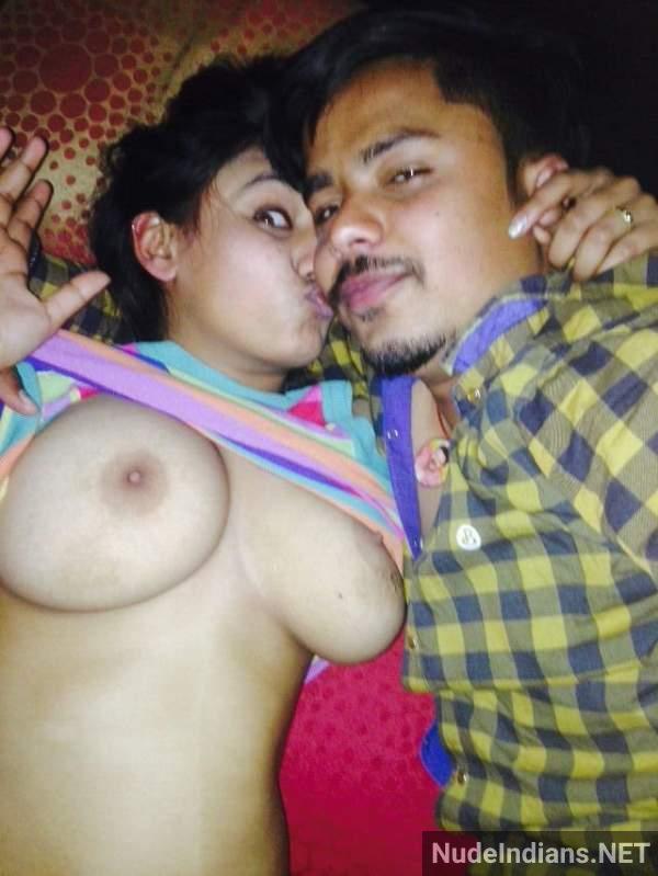 https://pub-5fcdf72a54cd4edbb03ec3edaa415a42.r2.dev/nakedleaks/indian_women_displaying_their_busty_figures_in_lingerie_selfies/44.jpg