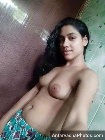 https://pub-5fcdf72a54cd4edbb03ec3edaa415a42.r2.dev/nakedleaks/indian_youth's_amateur_nude_images/12.jpg