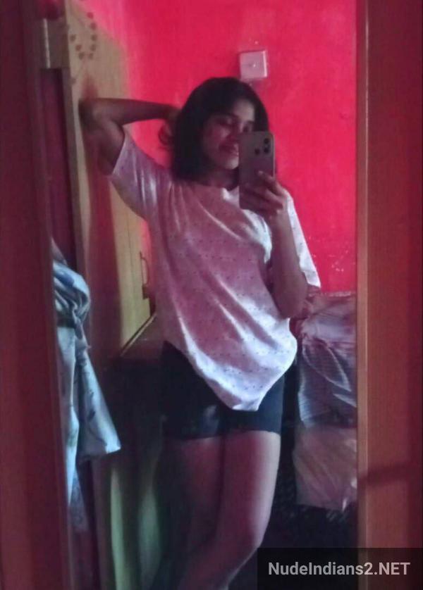 https://pub-5fcdf72a54cd4edbb03ec3edaa415a42.r2.dev/nakedleaks/indulge_in_18+_kerala_woman_deepika_iyer_explicit_self-portraits_unclothed/0.jpg