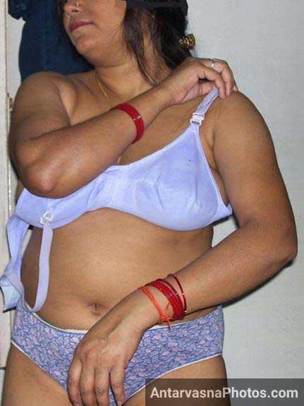 https://pub-5fcdf72a54cd4edbb03ec3edaa415a42.r2.dev/nakedleaks/indulge_in_desi_indian_bosoms_just_for_you/1.jpg